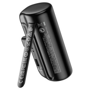 La Power Bank « J106 Pocket » 5000mAh pour Type C est une batterie externe compacte de 5000 mAh. Elle est équipée d'un port d'entrée et de sortie Type-C.