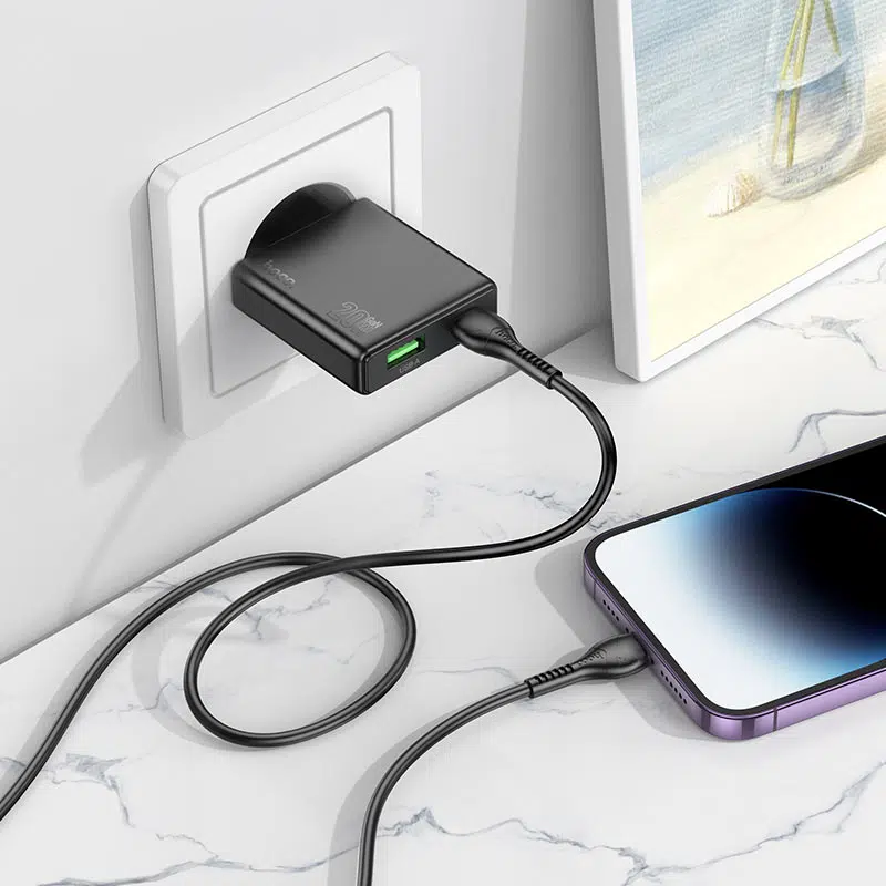 Chargeur Mural Ultra Fin « N38 Delgado »